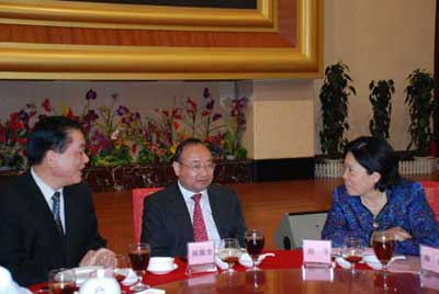 南粤银行董事长_南粤银行